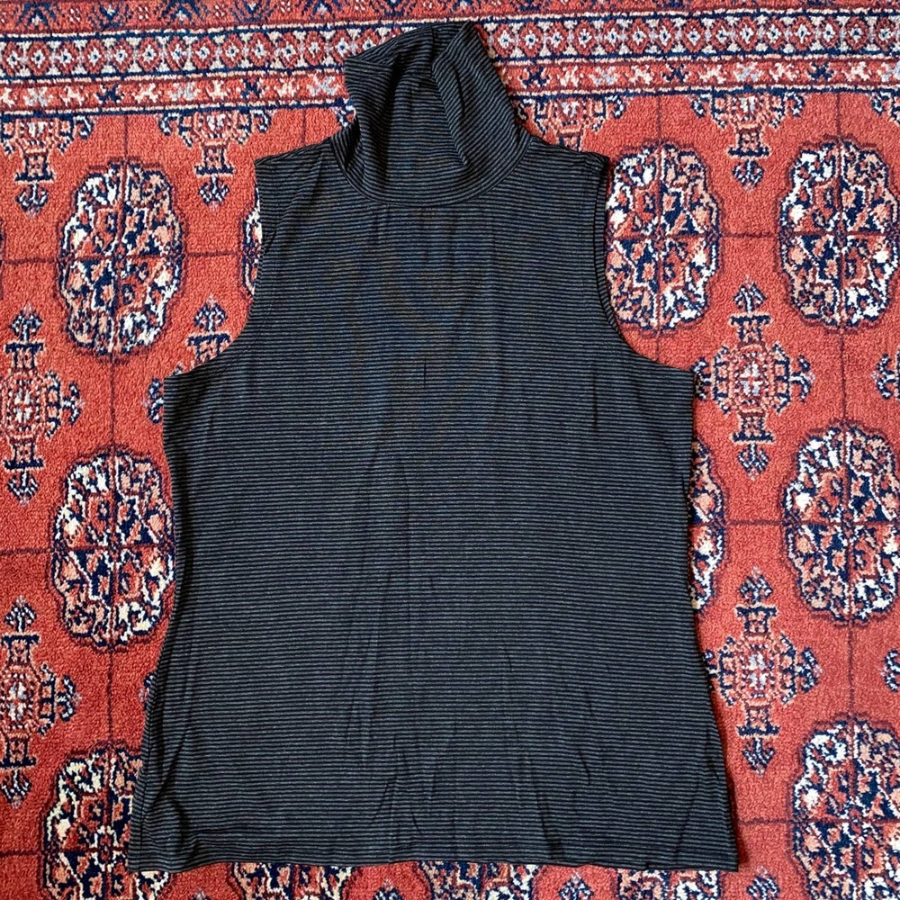 Yansi Fugel L‎ Black/Gray Striped Sleeveless Smooth Stretch Knit Turtleneck Top